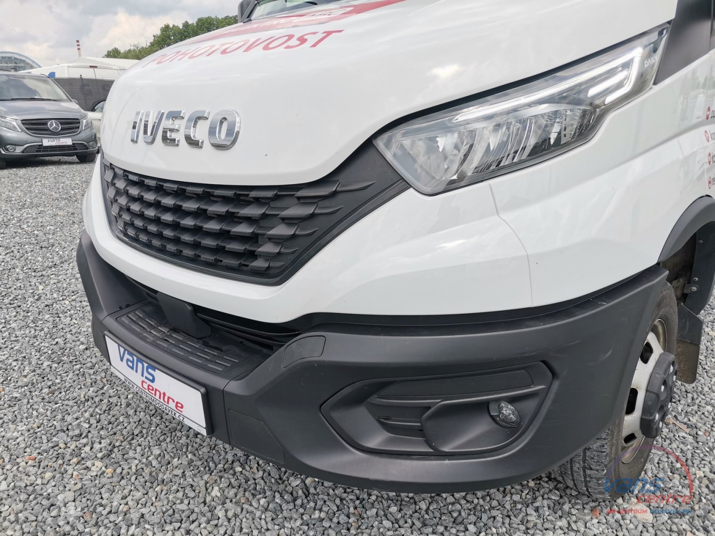 Peugeot BOXER 3.0HDI SKŘÍŇ 8 PALET/ HYDR.ČELO/ MĚCHY/ ČR 
